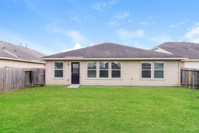 11 Leisure Shore Court, Manvel, TX 77578