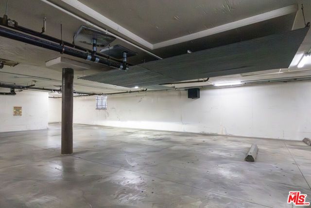 17711 Margate Street 211, Encino (los Angeles), CA 91316