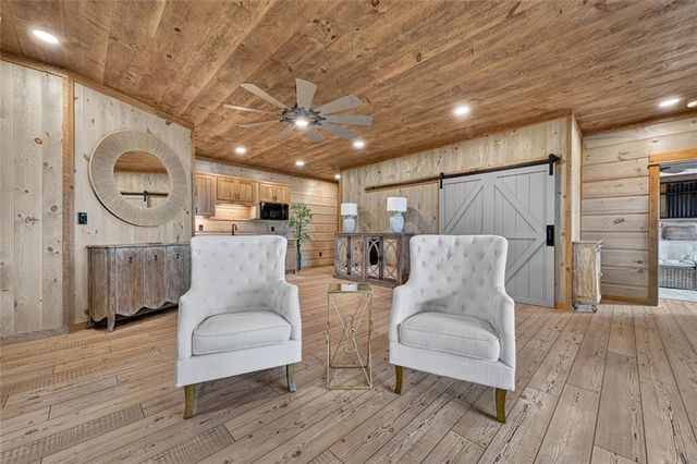 401 Kittatinny Drive, Mineral Bluff, GA 30559