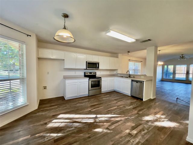 9117 Bastille Way, Frisco, TX 75033