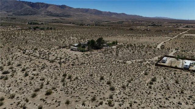 9821 Ivanhoe, Lucerne Valley, CA 92356