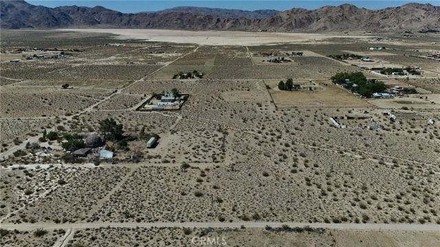 9821 Ivanhoe, Lucerne Valley, CA 92356