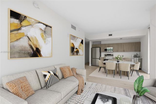 1601 SW 32 Avenue 411, Miami, FL 33145