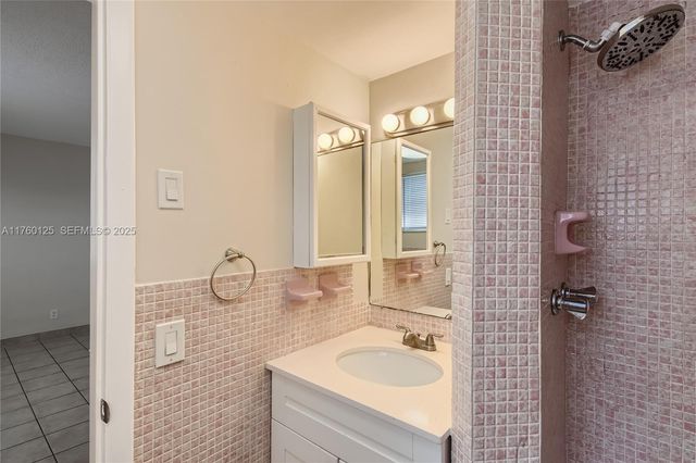 1855 Plunkett Street 406, Hollywood, FL 33020