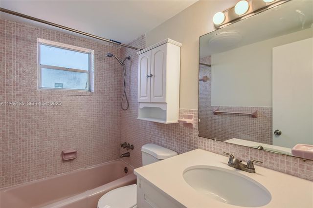 1855 Plunkett Street 406, Hollywood, FL 33020