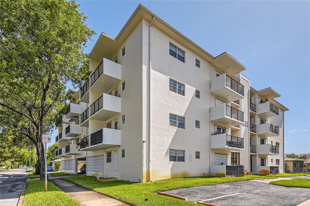 1855 Plunkett Street 406, Hollywood, FL 33020