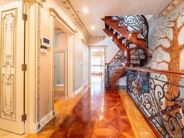179-15 80Rd, Jamaica Estates, NY 11432