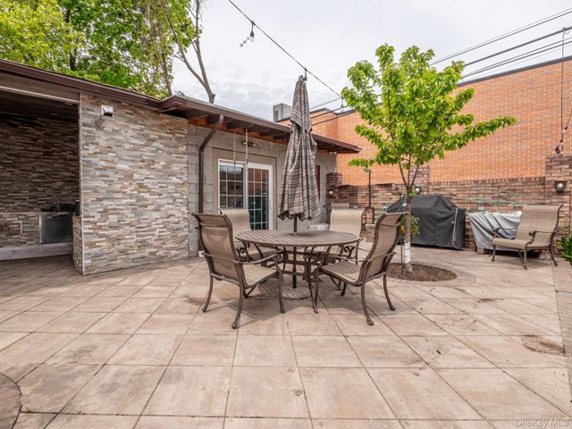 179-15 80Rd, Jamaica Estates, NY 11432