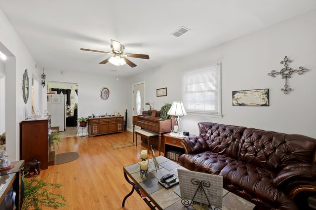 650 Walnut Meadow Road, Berea, KY 40403