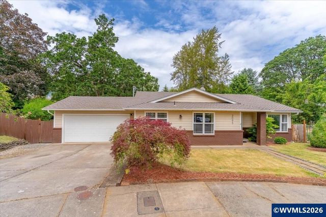 2095 Popcorn Ct NW, Salem, OR 97304