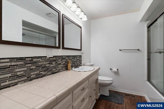 2095 Popcorn Ct NW, Salem, OR 97304