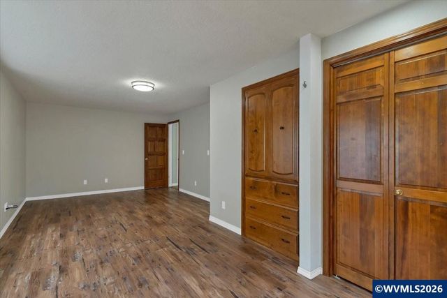 2095 Popcorn Ct NW, Salem, OR 97304