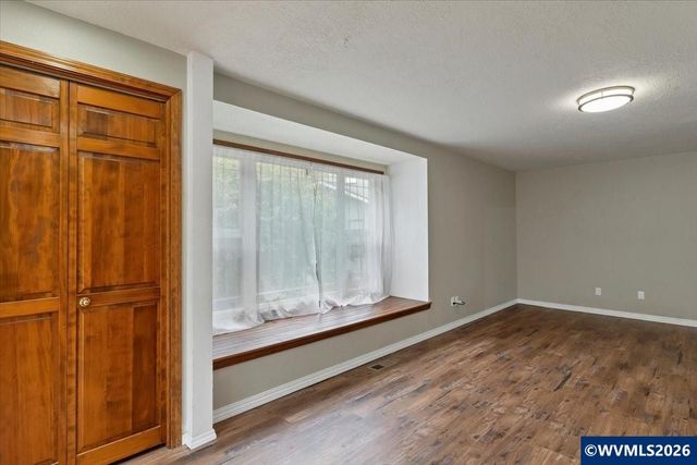 2095 Popcorn Ct NW, Salem, OR 97304