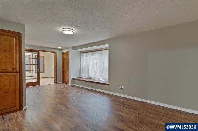 2095 Popcorn Ct NW, Salem, OR 97304
