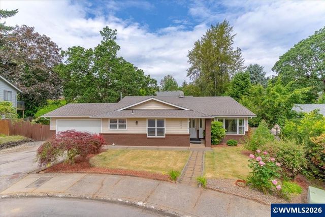 2095 Popcorn Ct NW, Salem, OR 97304