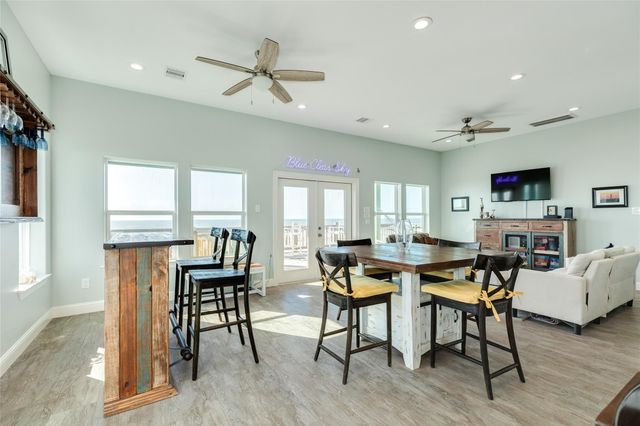 22224 Kennedy Drive, Galveston, TX 77554