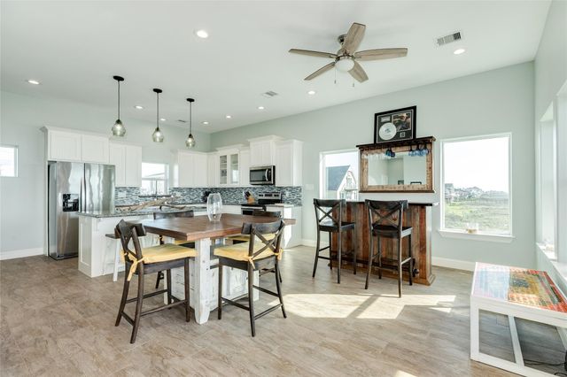 22224 Kennedy Drive, Galveston, TX 77554