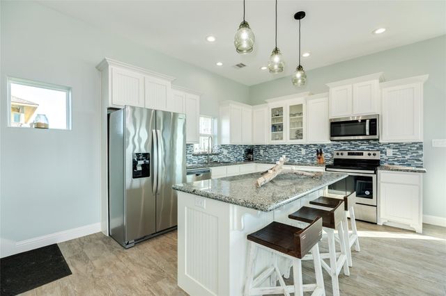 22224 Kennedy Drive, Galveston, TX 77554