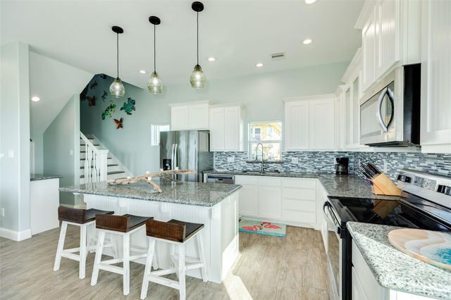 22224 Kennedy Drive, Galveston, TX 77554