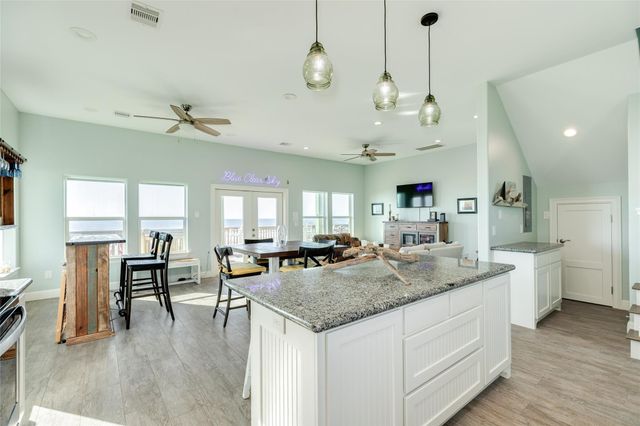 22224 Kennedy Drive, Galveston, TX 77554