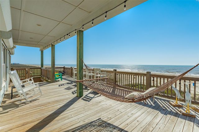 22224 Kennedy Drive, Galveston, TX 77554
