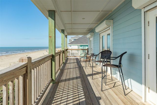 22224 Kennedy Drive, Galveston, TX 77554