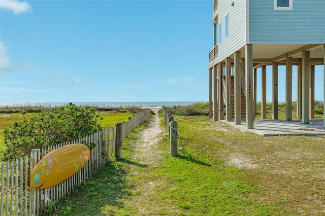 22224 Kennedy Drive, Galveston, TX 77554