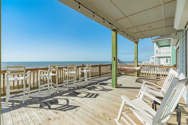 22224 Kennedy Drive, Galveston, TX 77554