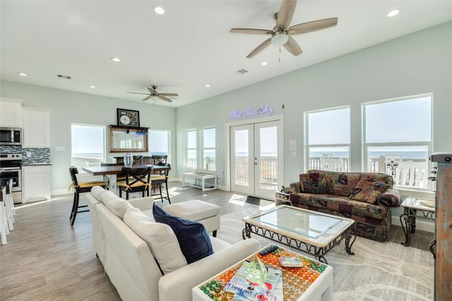 22224 Kennedy Drive, Galveston, TX 77554