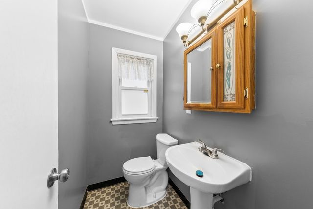 8142 S Yates Boulevard, Chicago, IL 60617