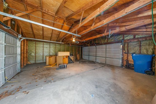 8142 S Yates Boulevard, Chicago, IL 60617