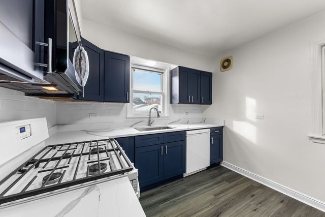 8142 S Yates Boulevard, Chicago, IL 60617