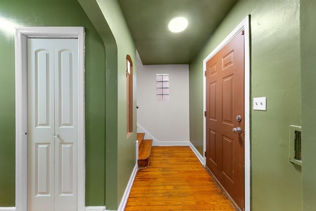 8142 S Yates Boulevard, Chicago, IL 60617