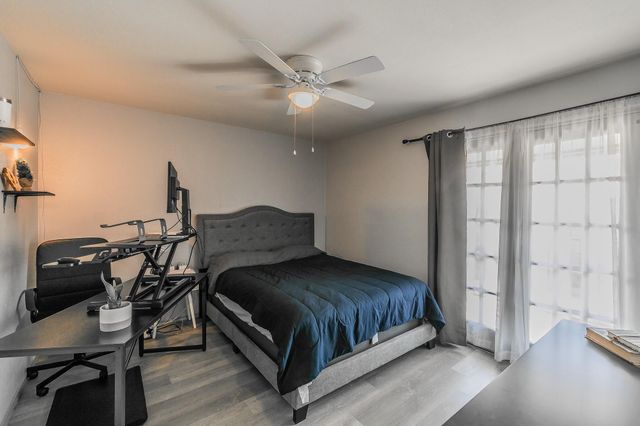 5750 Phoenix Drive 22, Dallas, TX 75231