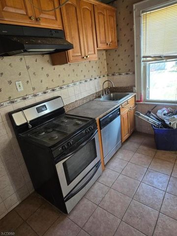 100 Coolidge St, Irvington Twp., NJ 07111