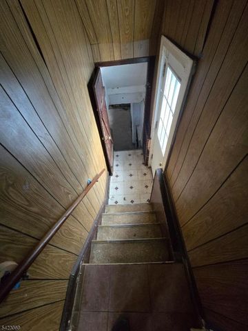 100 Coolidge St, Irvington Twp., NJ 07111