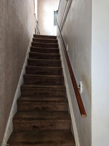100 Coolidge St, Irvington Twp., NJ 07111