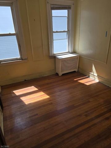 100 Coolidge St, Irvington Twp., NJ 07111