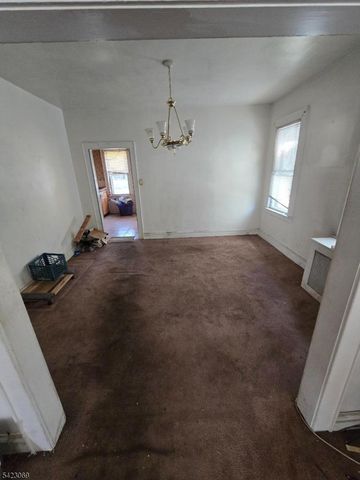 100 Coolidge St, Irvington Twp., NJ 07111