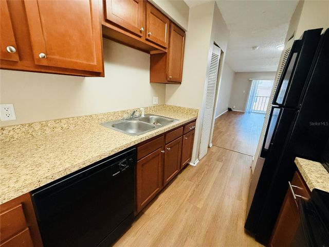 7525 PITCH PINE CIRCLE D, Tampa, FL 33617
