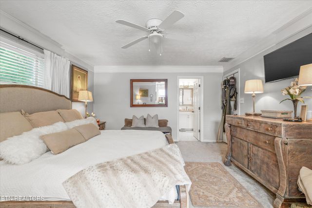 705 Villa Crest Drive, Knoxville, TN 37923