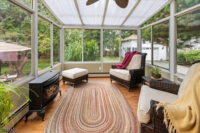 71 Cherry Ln, Ramsey Boro, NJ 07446