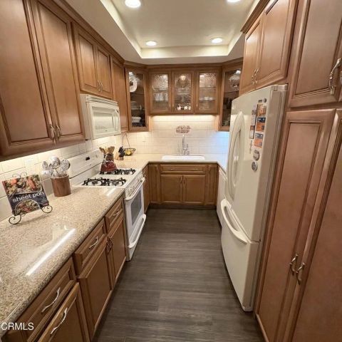 1123 Bradbourne Avenue, Duarte, CA 91010