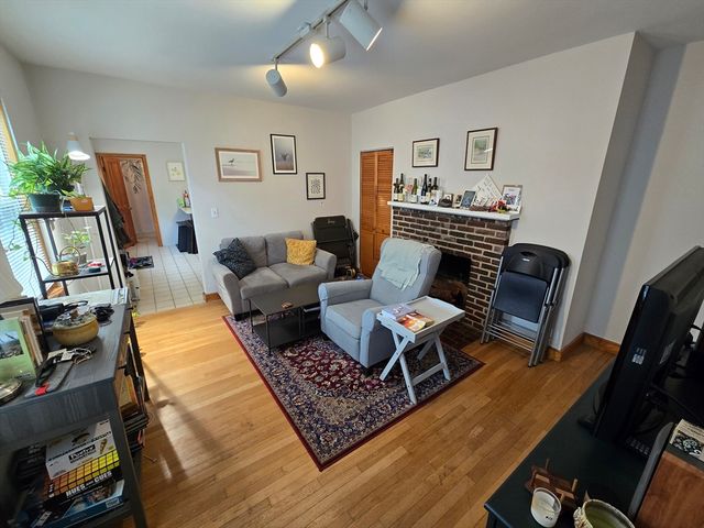 101 Summer St 1, Watertown, MA 02472