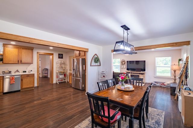 22 Oak Dr, Tracy City, TN 37387