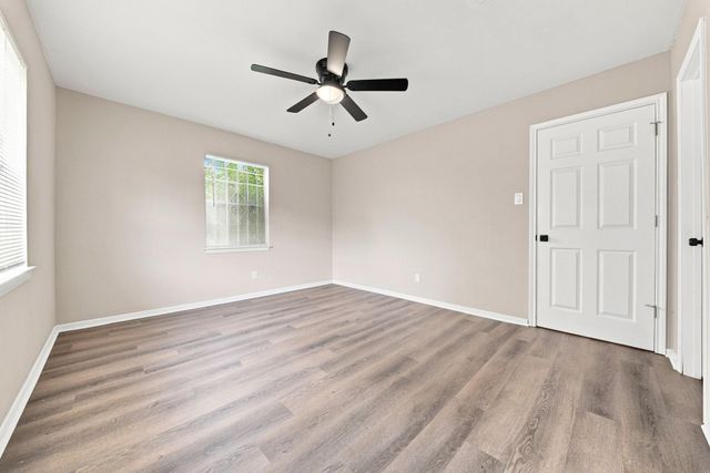 5806 Clarewood Drive A, Houston, TX 77081