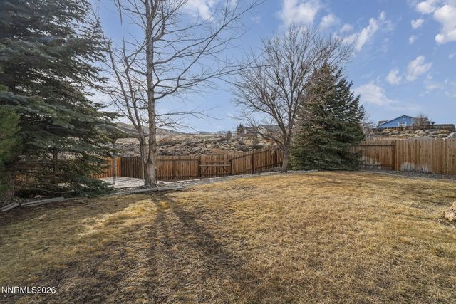 750 W Golden Valley Road, Reno, NV 89506