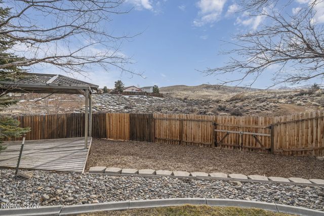 750 W Golden Valley Road, Reno, NV 89506