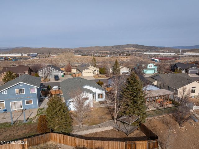 750 W Golden Valley Road, Reno, NV 89506