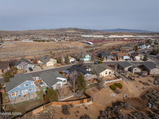 750 W Golden Valley Road, Reno, NV 89506